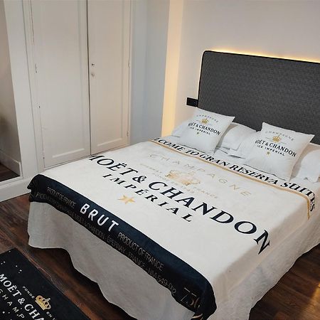 Gran Reserva Suites Centro Alojamiento Entero โลโกรโญ ภายนอก รูปภาพ